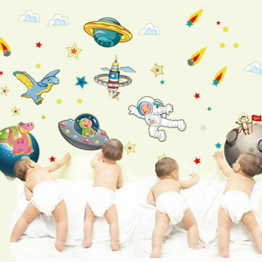 Az űrben, éjjel világító falmatrica