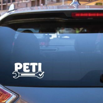 Peti, precíz névmatrica az autódra