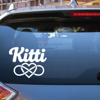 Kitti, játékosan elegáns névmatrica az autódra
